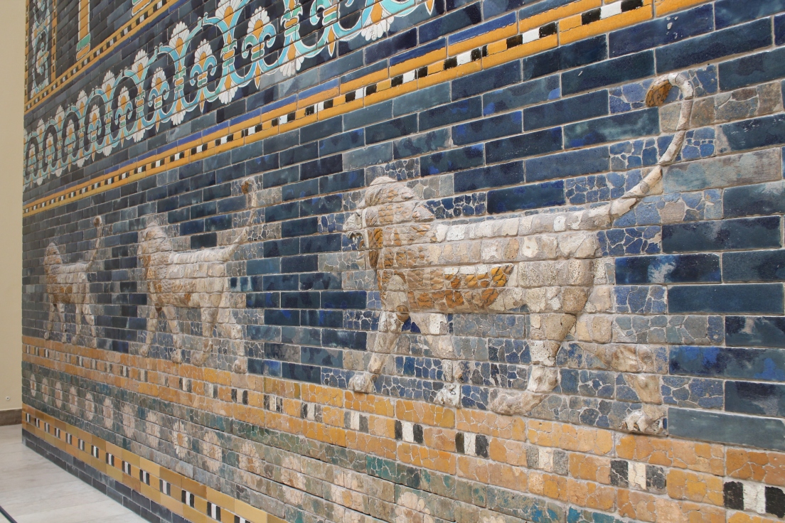 Artwork on the Ishtar gate